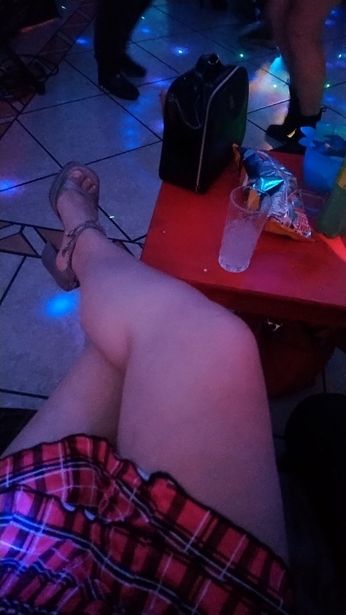 Tony y Nicol tweet media