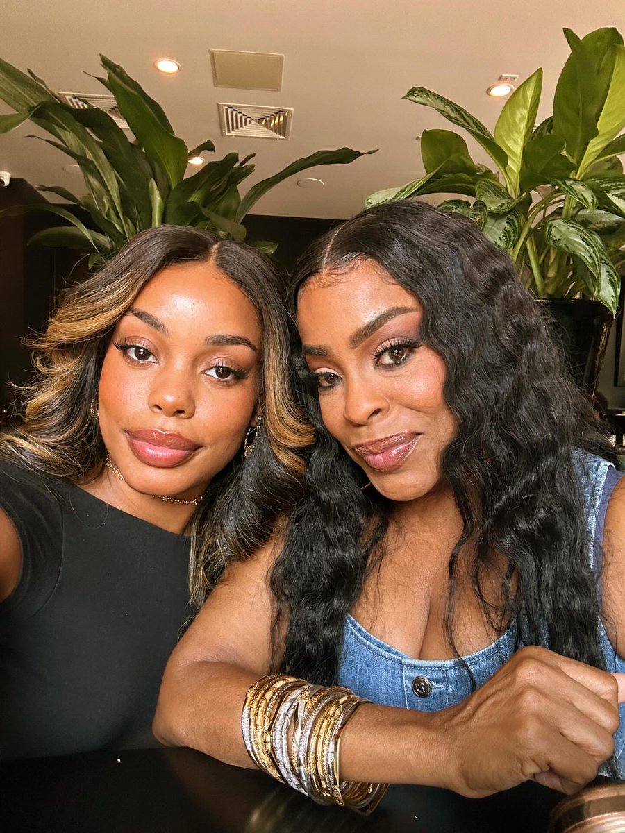 BAMIDELE🕊 tweet media