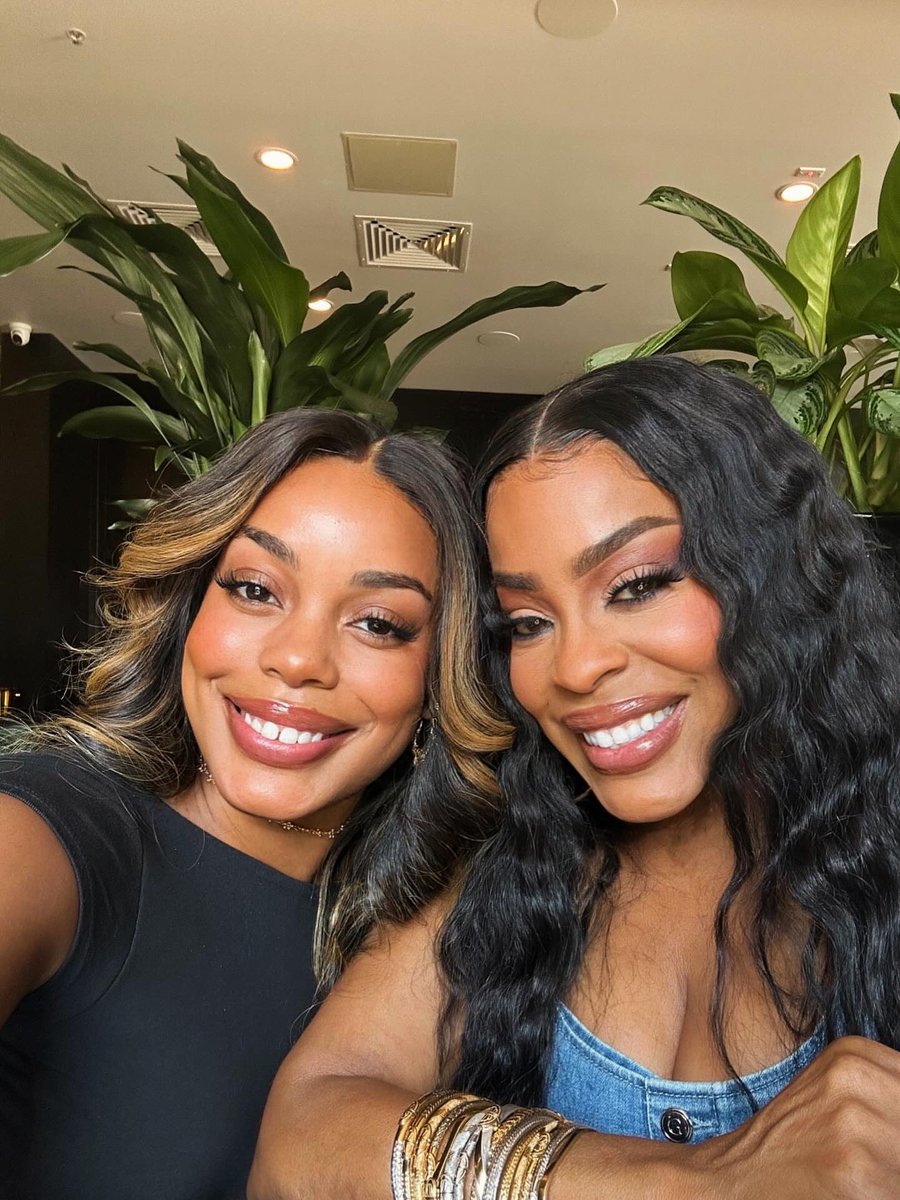 BAMIDELE🕊 tweet media