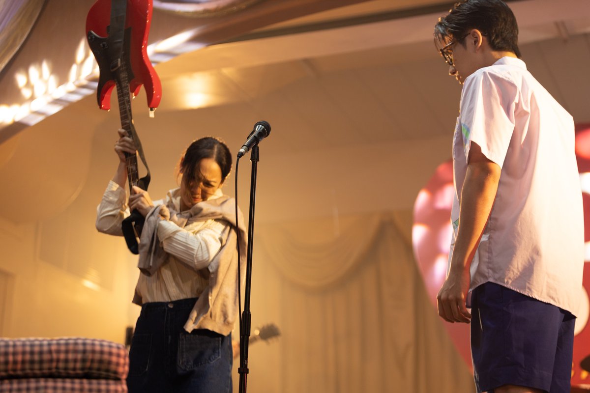 รักครูเท่าโลกเลย Love You Teacher tweet media