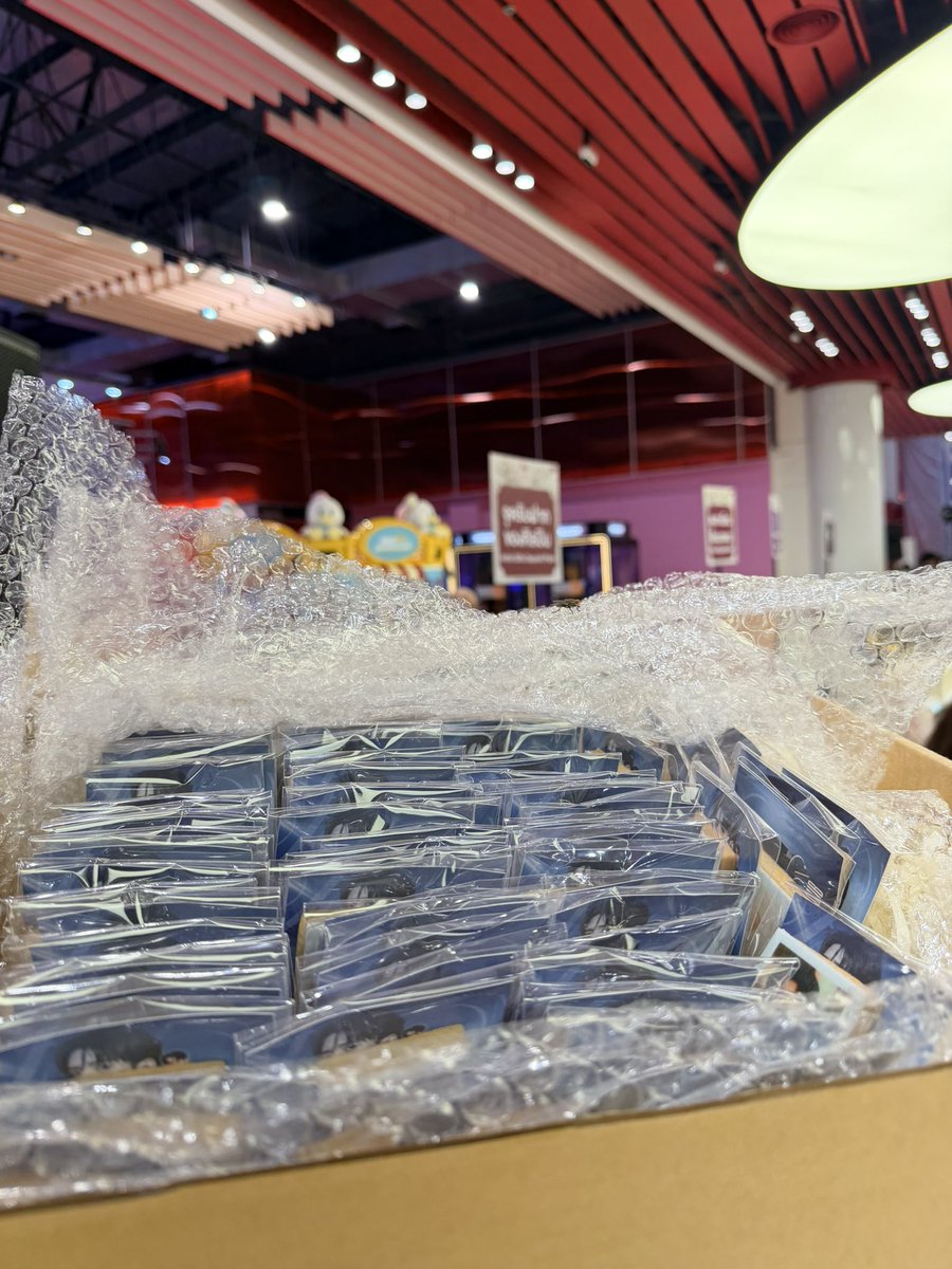 𝗣𝗢𝗢𝗡 𝗢𝗙𝗙𝗜𝗖𝗜𝗔𝗟 𝗙𝗔𝗡𝗖𝗟𝗨𝗕 tweet media