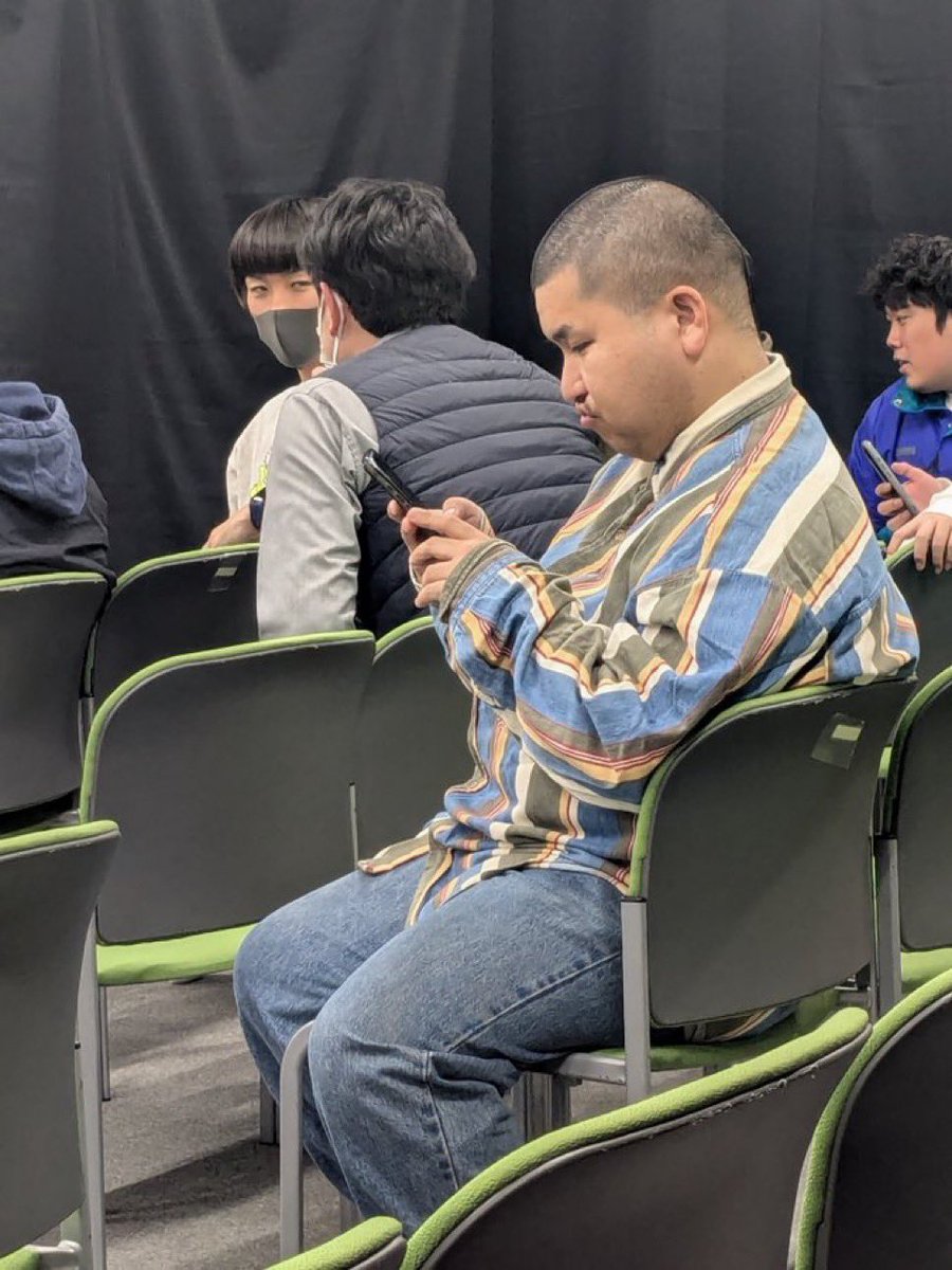 しびれグラムサム 山田 tweet media