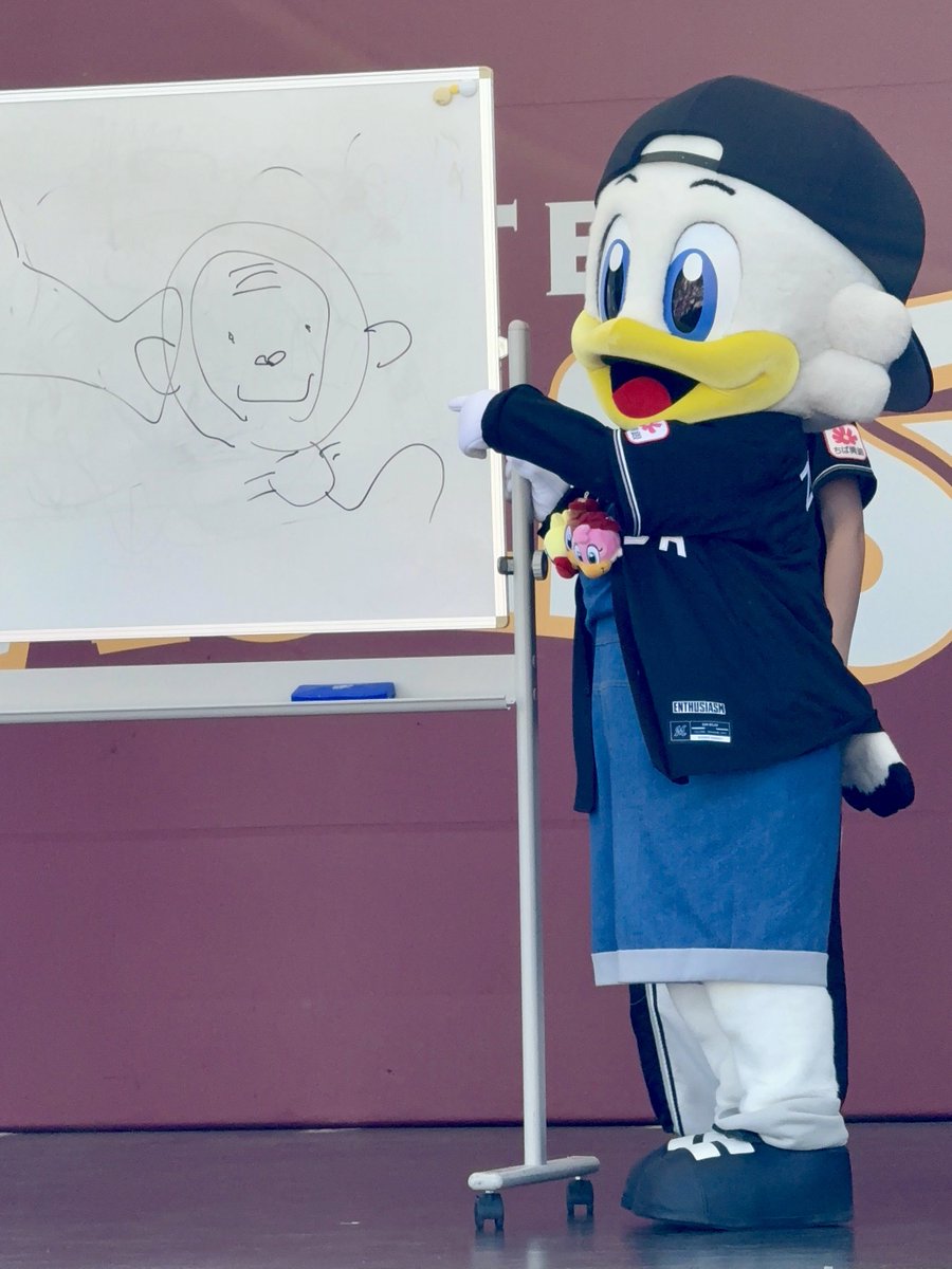 マーくろう tweet media