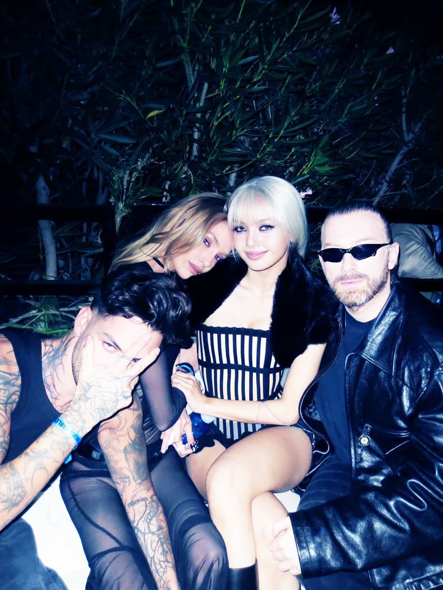 blackpink tweet media