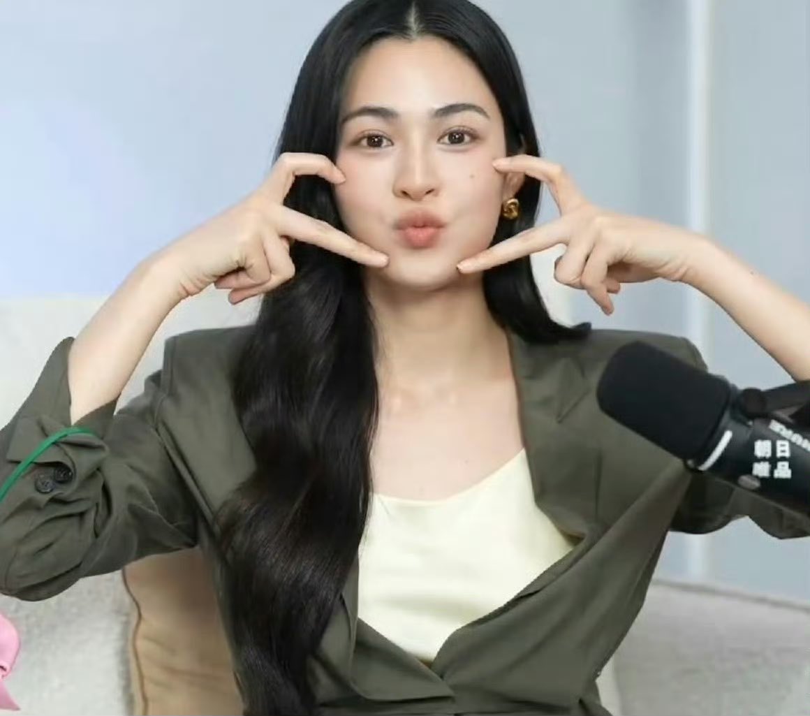 LingLing Kwong VietNam FC - For DarLing 🇻🇳 tweet media