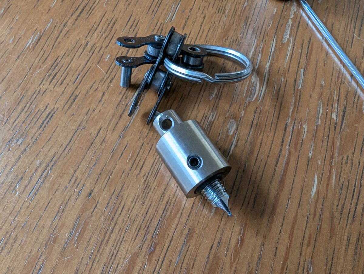 papa_anniekey's tweet image. でこんな感じになります。
いやこれだけなんですけどね、マイナス側はトルクかけやすくなるし、廻しやすくなるし。最&amp;amp;高じゃないですか！
Fさん、あざっす！
#runwell
#PIST #fixie