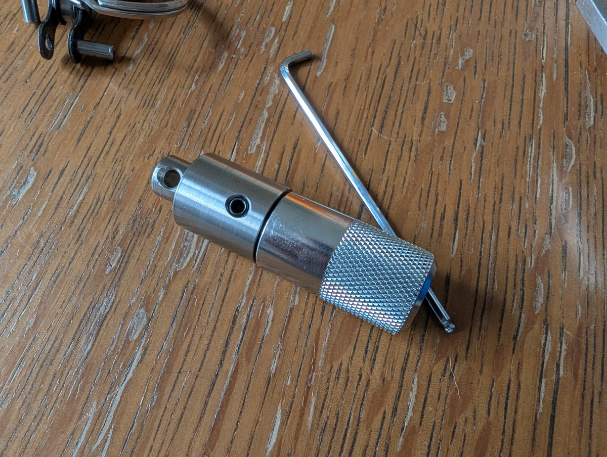 papa_anniekey's tweet image. でこんな感じになります。
いやこれだけなんですけどね、マイナス側はトルクかけやすくなるし、廻しやすくなるし。最&amp;amp;高じゃないですか！
Fさん、あざっす！
#runwell
#PIST #fixie