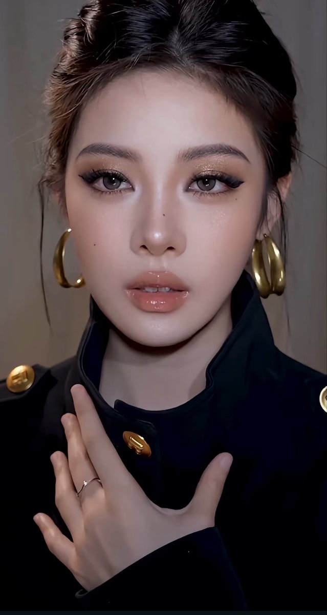 Madam Kristy tweet media