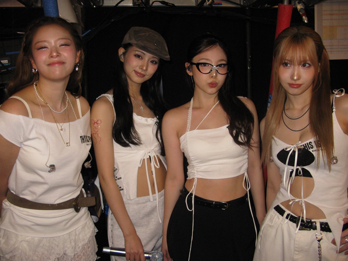 nayeonynynyny's tweet image. 🐶🦌🐰🍑

#twice #nayeon #bubble #트와이스 #나연 #정연 #모모 #쯔위 #버블 #나연버블