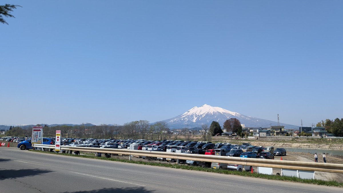 あべべ tweet media