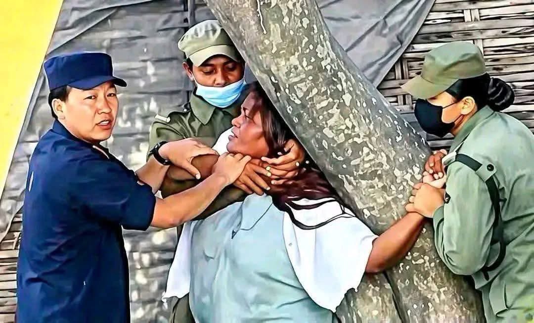 नेपाल हासेको देख्न चाहान्छु 😭