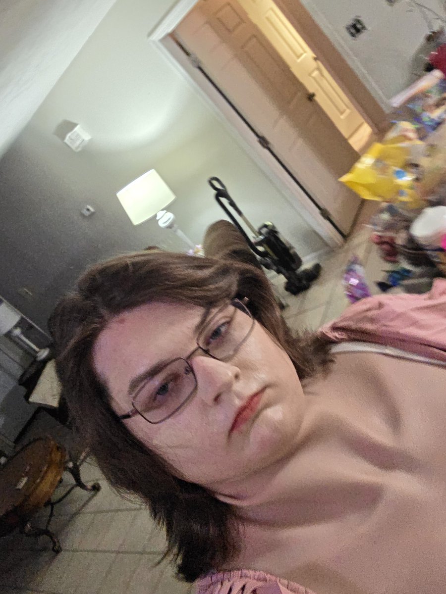 KilljoyMar14540's tweet image. Femboy in pink with heels #femboy #crossdress #pink