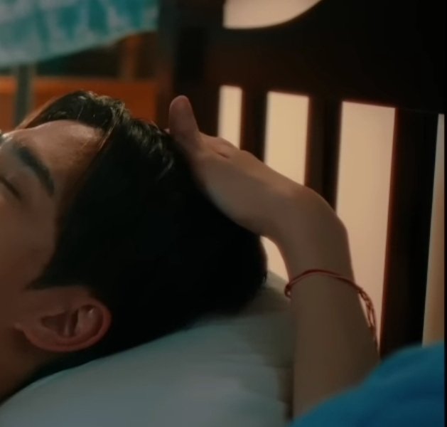 cali ⛅ | pobmeksolar era 🎀 tweet media