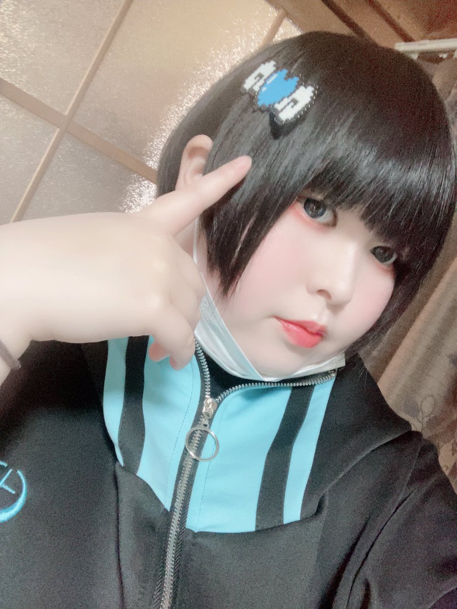 生きるこたつ@顎マスク tweet media