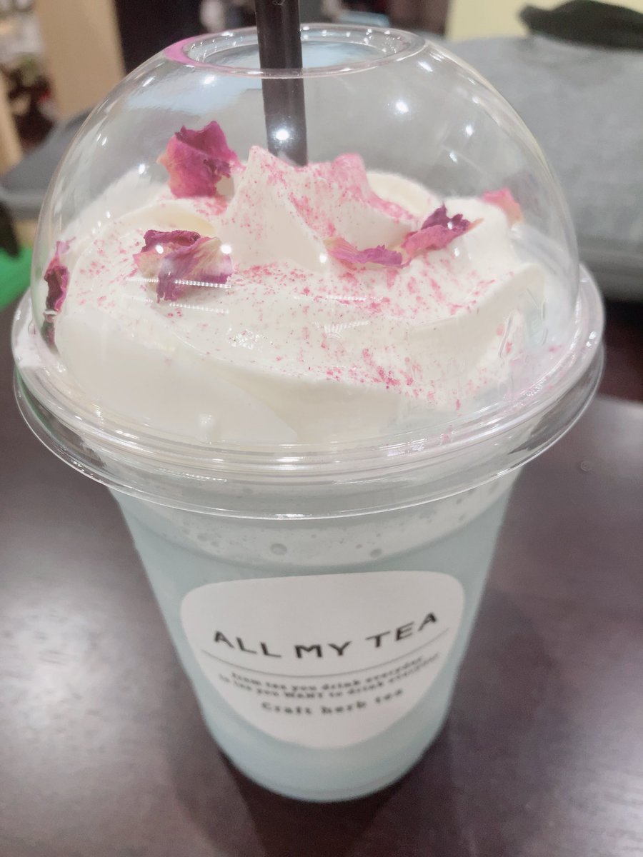 生きるこたつ@顎マスク tweet media