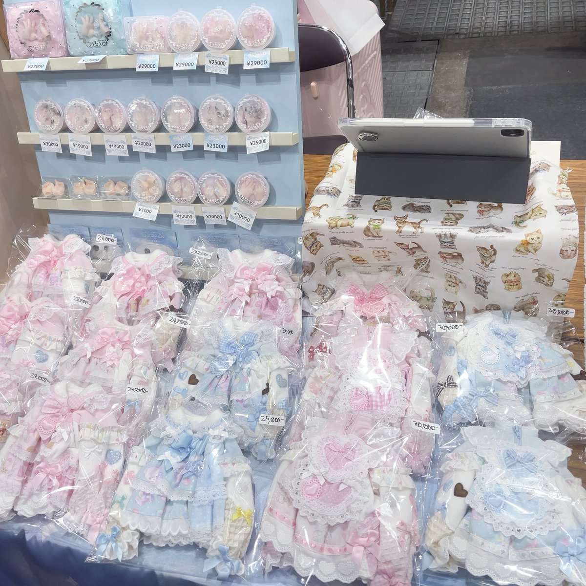 無事設営完了しました(ˆ ̳ ,  ̫ , ̳ˆ)♥⸝⸝⸝

ちぇるねいる様もめちゃくちゃかわいくて天才でめちゃかわすぺーすになっております꒰՞> · <𓈒՞꒱♥⸝⸝⸝

よろしくお願いいたします〜！！૮Ꮚ⑅´ ˘ ` Ꮚა
#ちぇるねいる #babywhip_doll #アイドール大阪