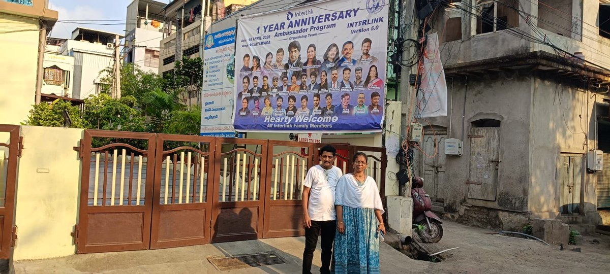 MaddiSwath12192's tweet photo. ఇవాళ నేను నా భర్తతో కలిసి విజయవాడకు చేరుకున్నాం 🎉
1 Year InterLink Ambassador Global Event లో పాల్గొనడం చాలా ఆనందంగా ఉంది 💙
మీరందరూ కూడా join అవ్వండి… కలుద్దాం, celebrate చేద్దాం 🚀✨
#InterLink #ITL #ITLG #AmbassadorEvent #Vijayawada #GlobalEvent

@kv_interlink @reina_itl https://t.co/hw1F25lahp