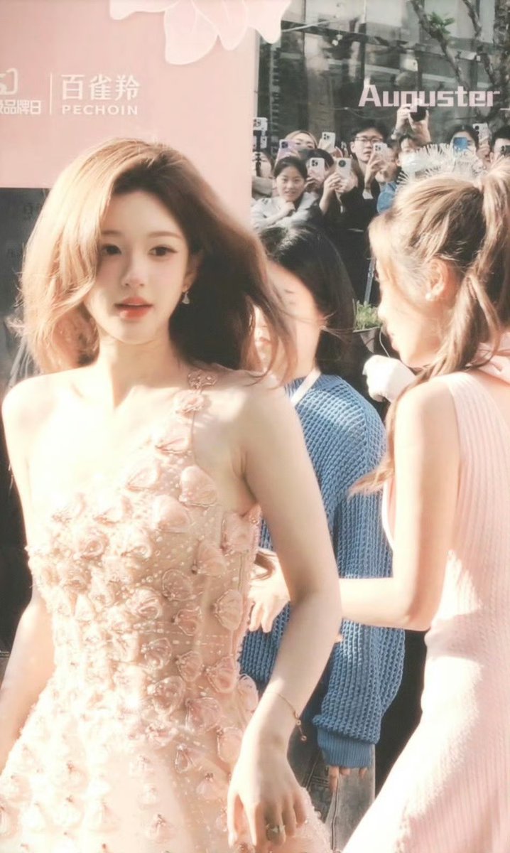 Princess_rosyyy's tweet photo. กล้องเบลอแค่ไหนก็ทำอะไรชีไม่ได้จริงๆ https://t.co/Q0FMINExTM