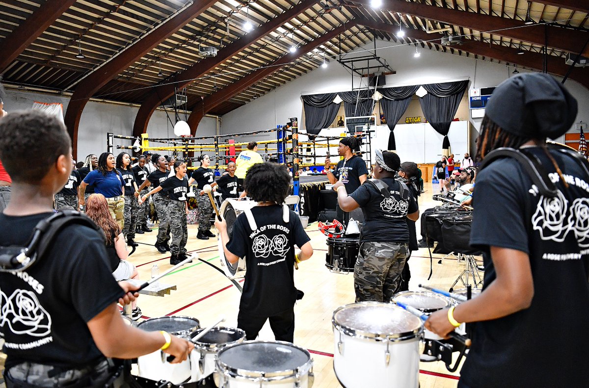 DispatchDawn's tweet image. #VIDEO --&amp;gt; tinyurl.com/sp9jeety &amp;lt;-- Click here to see more from Stick N Move Boxing's 2nd Annual Gloves Up Guns Down fundraising event @ydrcom