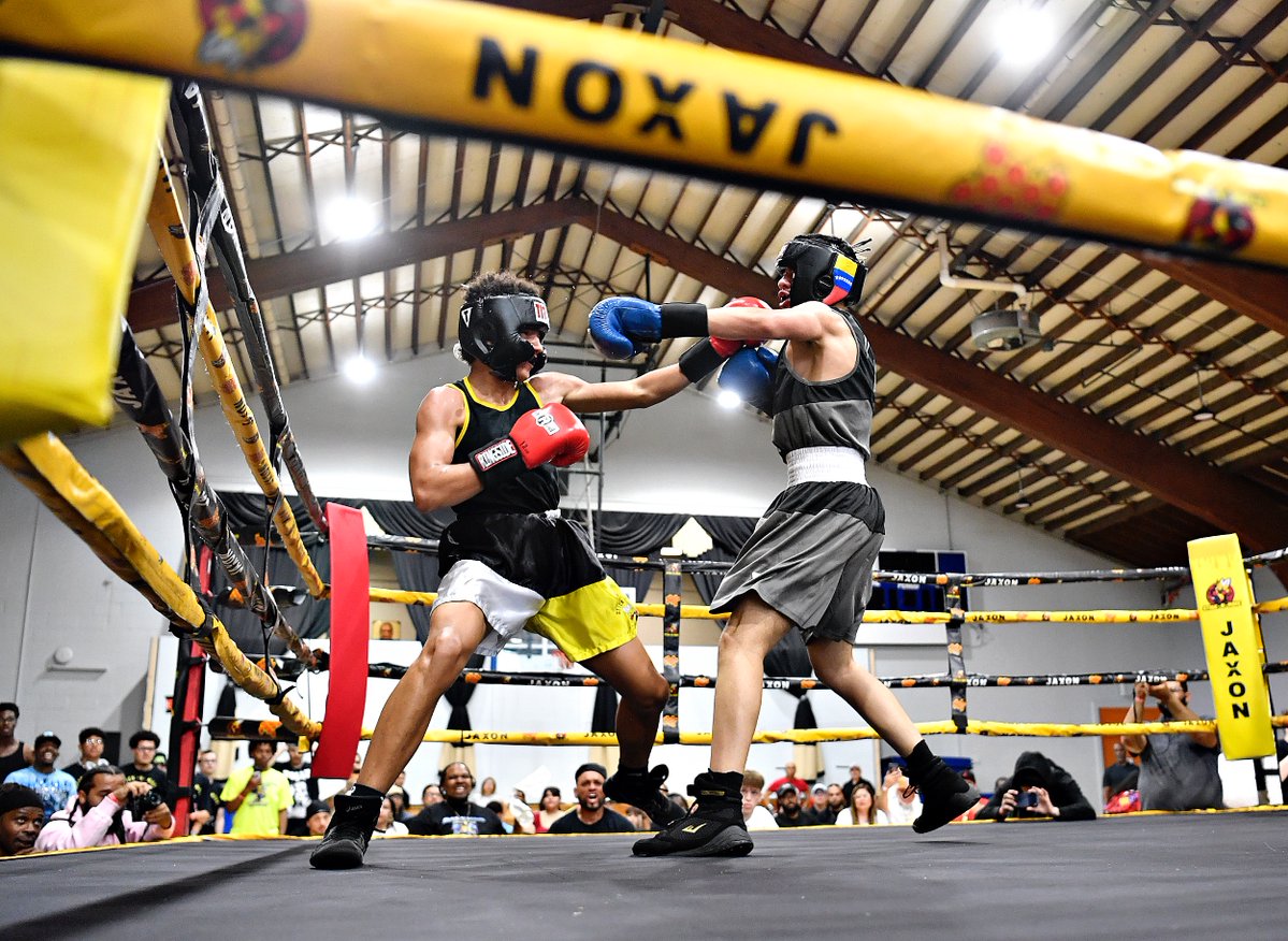 DispatchDawn's tweet image. #VIDEO --&amp;gt; tinyurl.com/sp9jeety &amp;lt;-- Click here to see more from Stick N Move Boxing's 2nd Annual Gloves Up Guns Down fundraising event @ydrcom