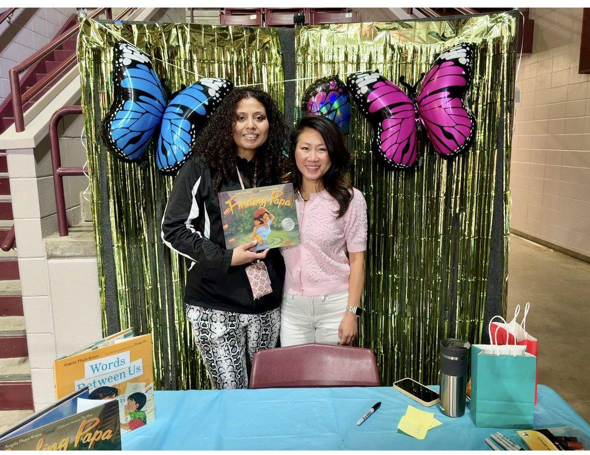 EliaMartinez02's tweet photo. #AldineImpact 📚✨ It was a pleasure to meet these incredible authors and hear their powerful stories of  @AngelaPhamKrans and @DrETontheBorder  two inspiring voices who reminded us that everyone has a story worth telling. @Aldine_BiL_ESL #SpringFestival @Impact_AISD https://t.co/xDqULRN0KB