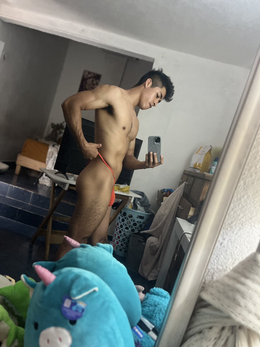 Million_Clow tweet media