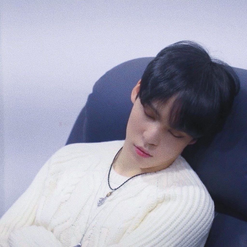 tyudeonggie's tweet photo. life with                          ✨ choi san ✨ https://t.co/HZKN472SXJ