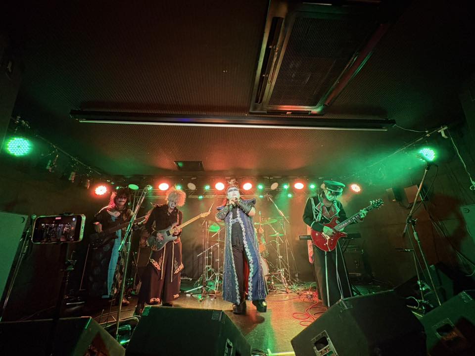 MEGAHELL2_'s tweet photo. 2026.04.18 福島AREA559
トリビュート祭り 超地獄Ⅱ 演目

01. 創世紀
02. FIRE AFTER FIRE
　　～ MC ～
03. EARTH EATER
04. 蝋人形の館
　　～ MC JFK参謀の御振舞 ～
05. WHO KILLS DEMON?
　　～ MC ～
06. アダムの林檎
07. 1999SECRET OBJECT https://t.co/h4GJWVvdkW