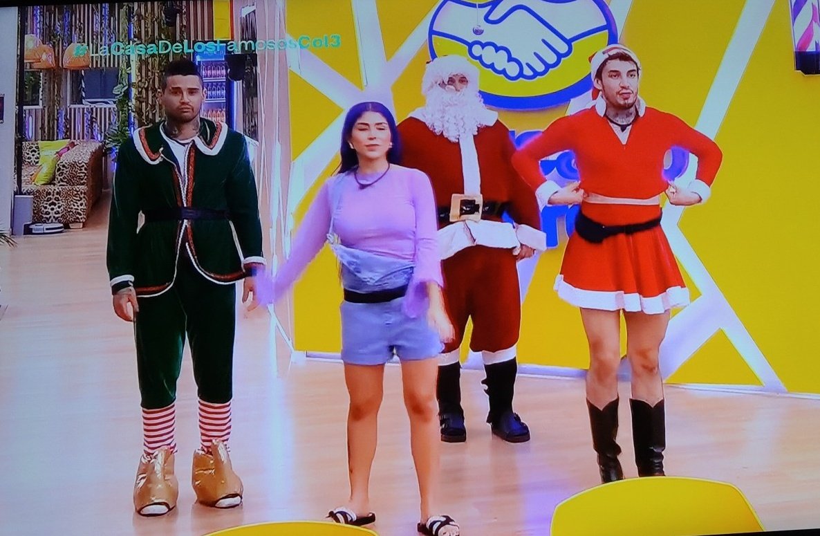 marianaz008's tweet image. #lacasadelosfamososcol3 indiscutible tops 4 #alejo #alexa #tebi #valentino