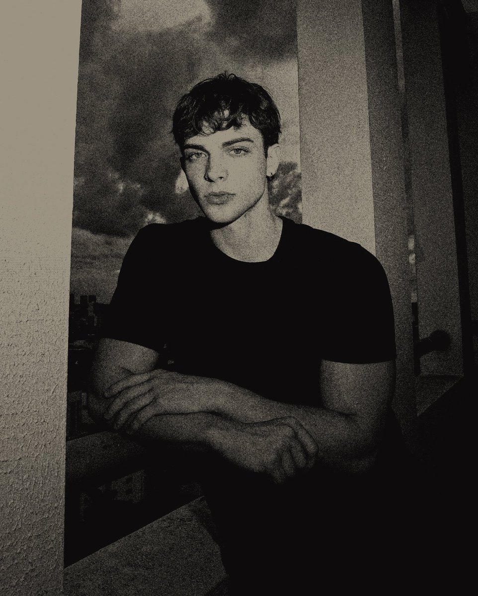 𝖠𝖯𝖮𝑙𝑙𝖮 ָ࣪ ✷ tweet media