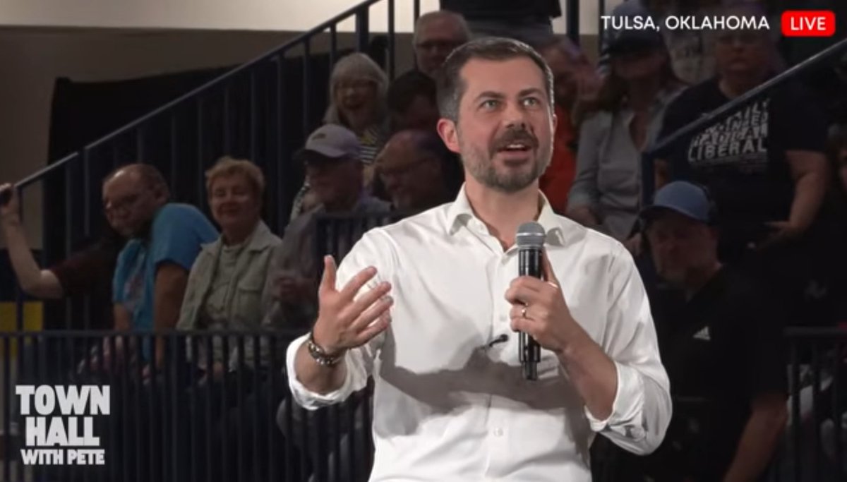 Nerdy Pursuit 🐉 tweet media