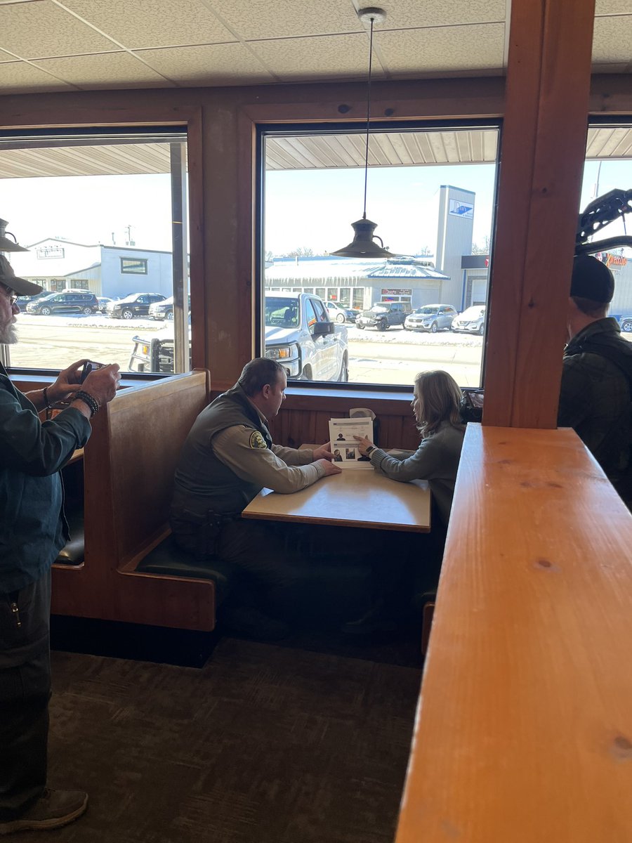 CameronRubner's tweet photo. Behind the scenes at Pizza Ranch #48hours https://t.co/YOptkwDMM3