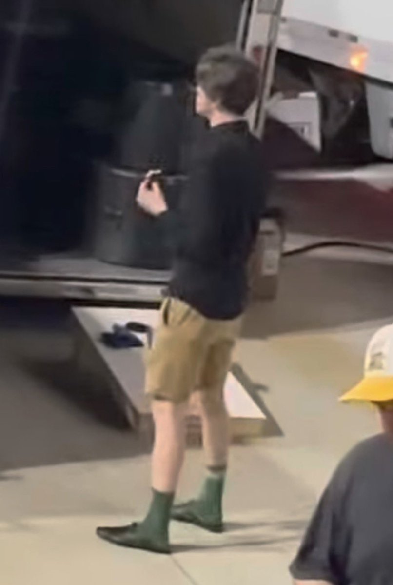 misha ↯ tweet media