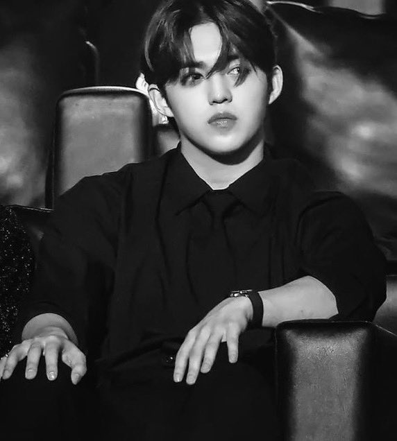 maureen ni wons🧊 tweet media
