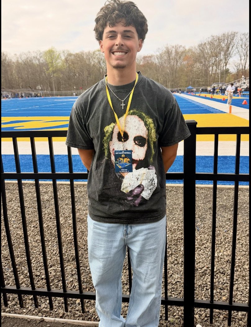 JacksonFavry's tweet photo. Had a great time watching @UNewHavenFB Spring Gold &amp; Blue game! As well as touring there amazing facilities. Thank you @Mazon_walker99 for sending me up! 🟡🔵 https://t.co/ESRUTYNHVi