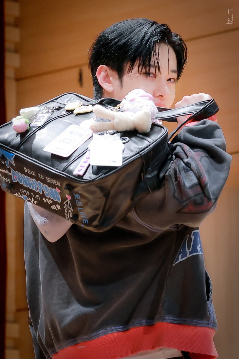 timeticket0917's tweet image. 260321 💙🤍

#김동현 #동현 #KIMDONGHYUN 
#DONGHYUN #ドンヒョン 
#AB6IX #에이비식스 
#SEVEN_CRIMSON_HORIZON 
#BOTTOMS_UP