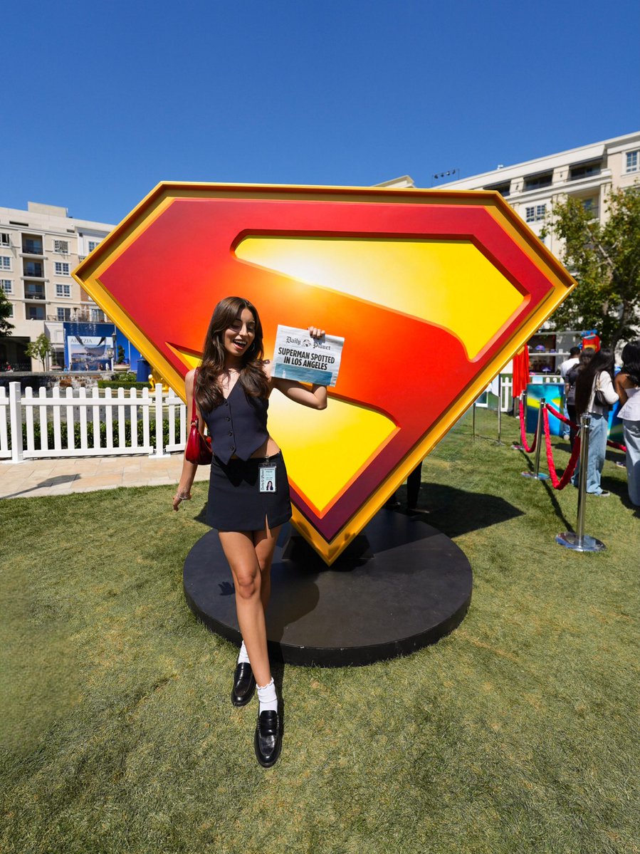 officialslayeas's tweet image. happy superman day :) 

#superman @Superman 🌞♥️💙