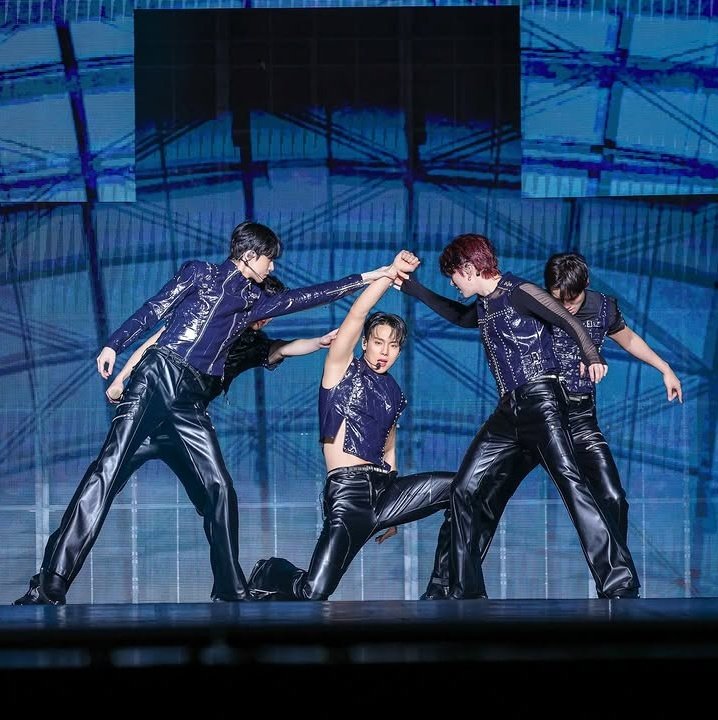 꿀맛🐯 tweet media