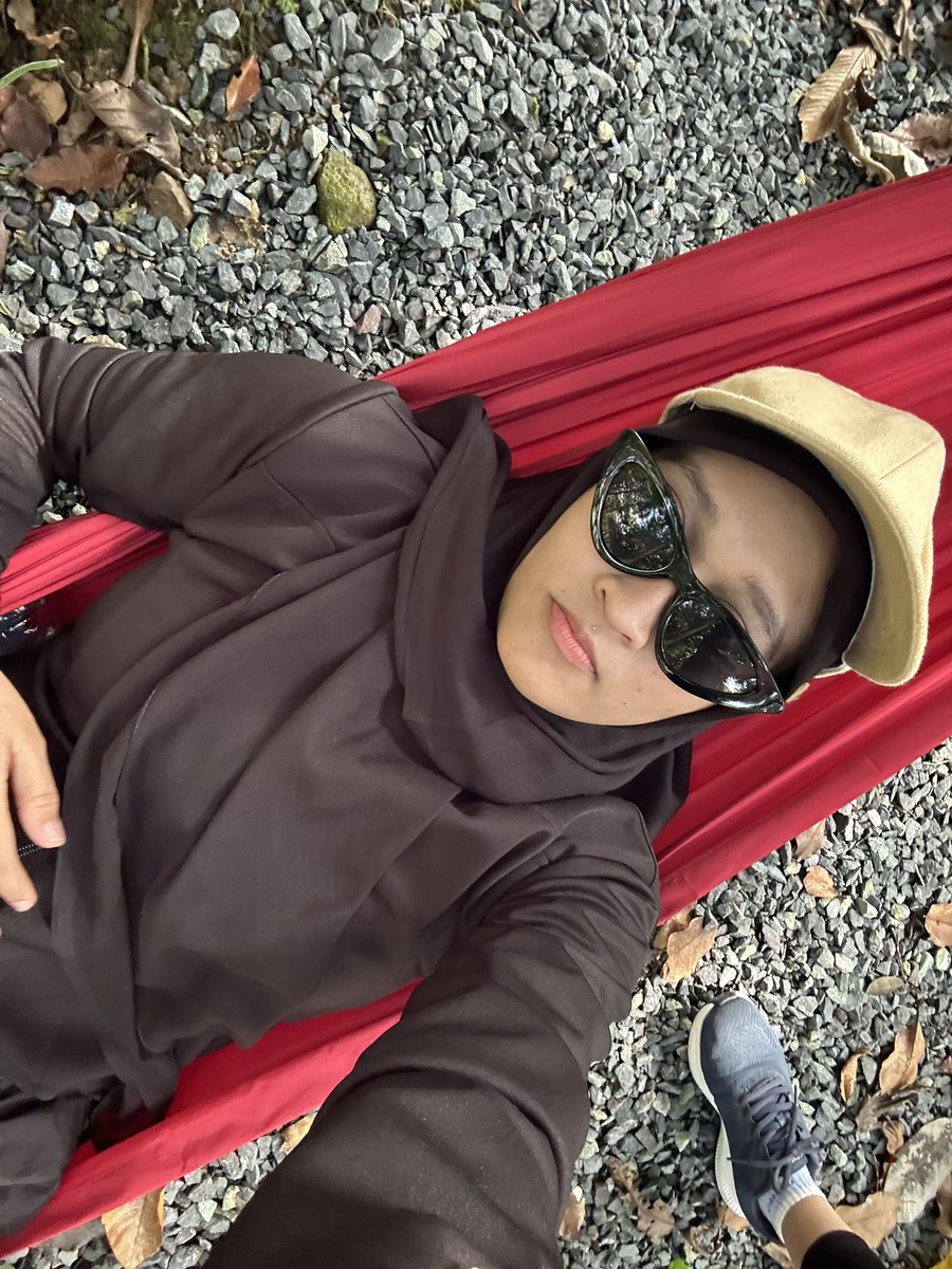 today kita main main dikit ke alam