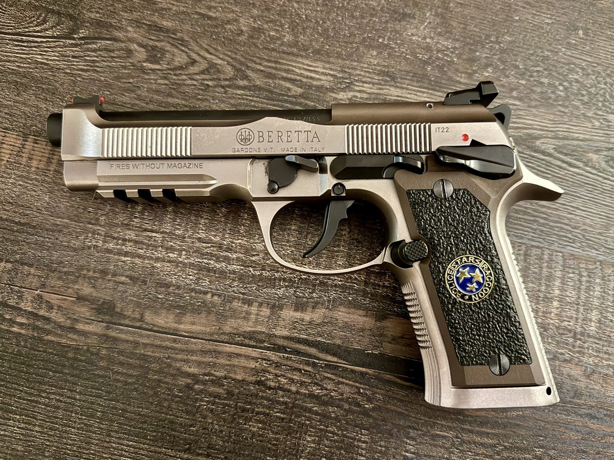 Steph Newland トヨタオタク tweet media