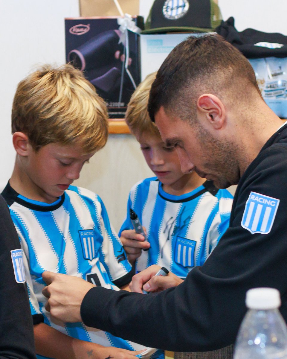 Racing Club tweet media