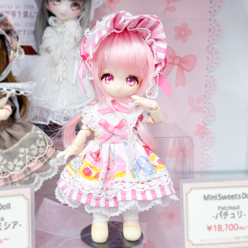 おはようございます🌞 本日の一枚は「パチュリちゃん」🩷 ピンクで統一