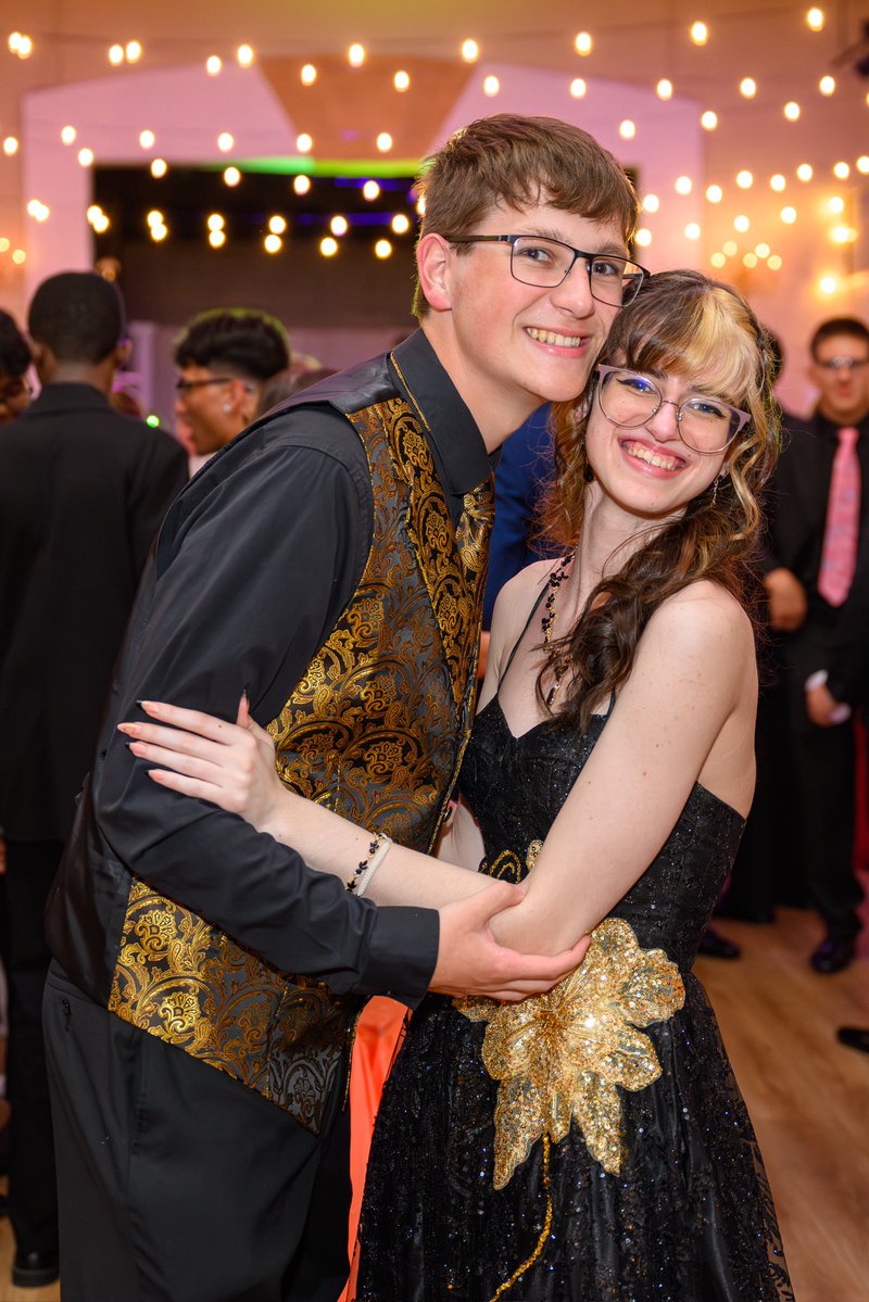 Chris Riddle tweet media