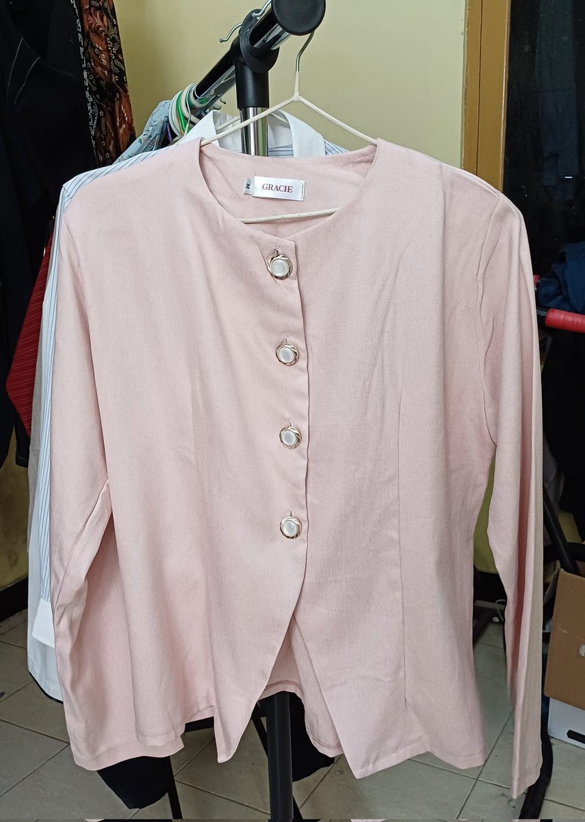moveoun's tweet photo. 100k aja guyss size m bisa oyen https://t.co/F8f4VX5KAZ