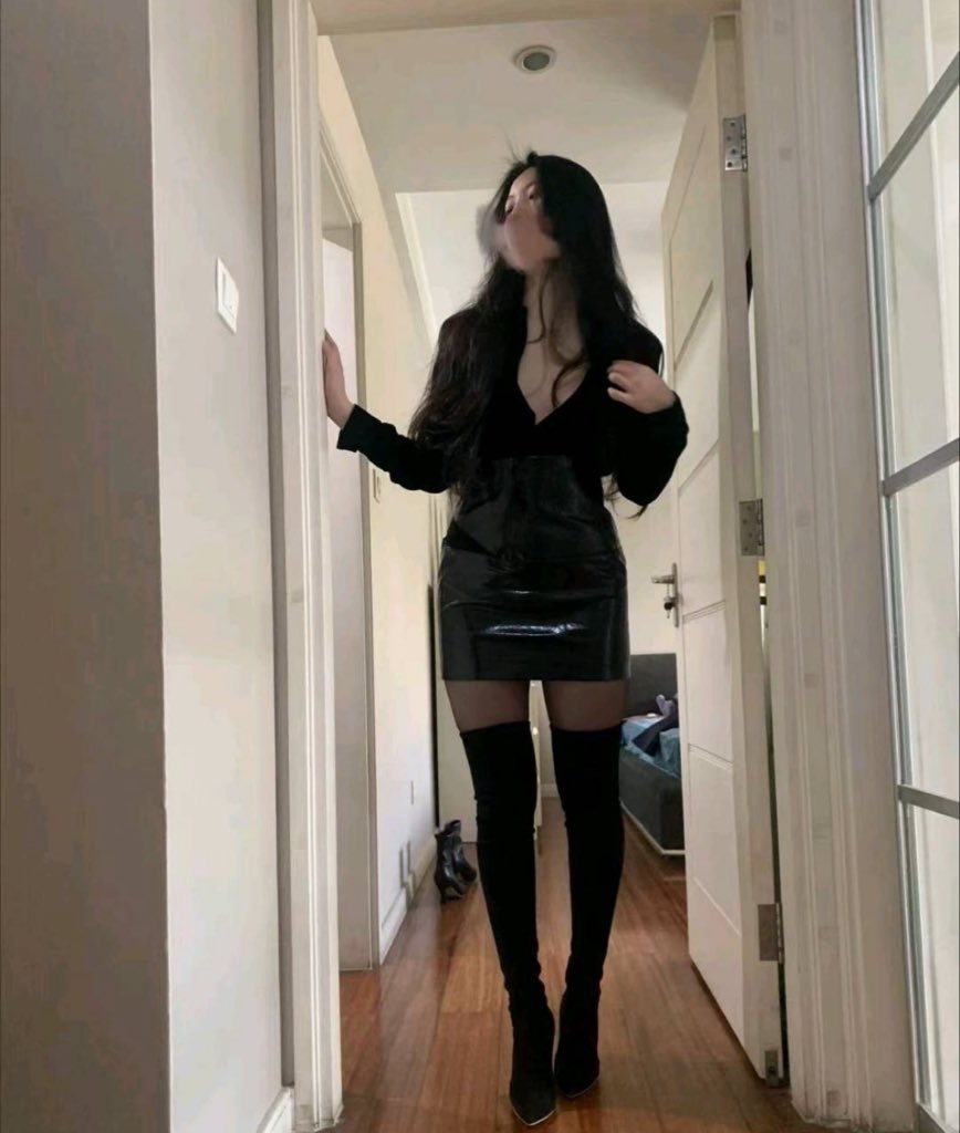 每日必射 tweet media