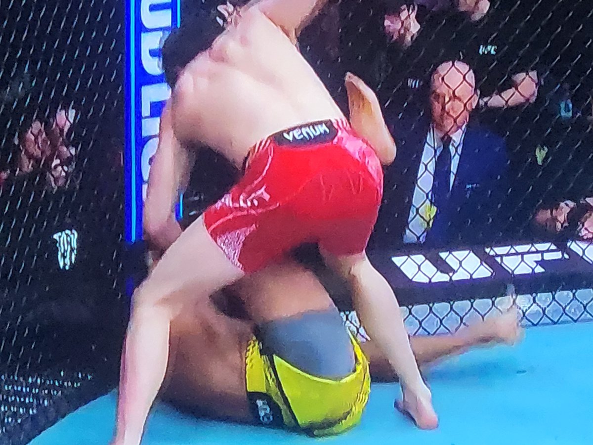 ChangedNarrativ's tweet image. @Michael_Malott and #Canada with the dub. -240 lit bet. @GilbertDurinho a Legend #Brazil US #warmongers. #mmatwitter