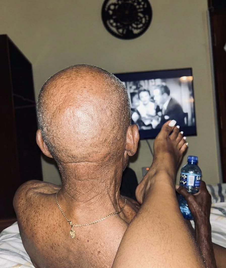 YourBoiShu_'s tweet photo. They are going after pensioners now😭😭 https://t.co/htTQaZQhWJ