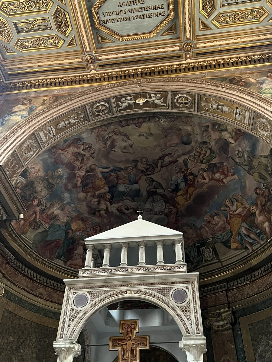 ctrlazyy's tweet photo. in this cutesy Rome church asking the nun how did they reach the ceiling? 🤔 https://t.co/tbY9arR1j8