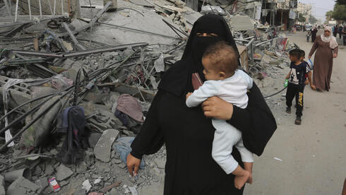 ynetnews's tweet image. 'Sex In exchange for food or money': Gaza's widows sexually exploited by Hamas

Rare testimonies from inside Gaza that reached the Daily Mail reveal how Hamas members are blackmailing and exploiting women, especially widows and divo...

ynetnews.com/article/hkdqkh…