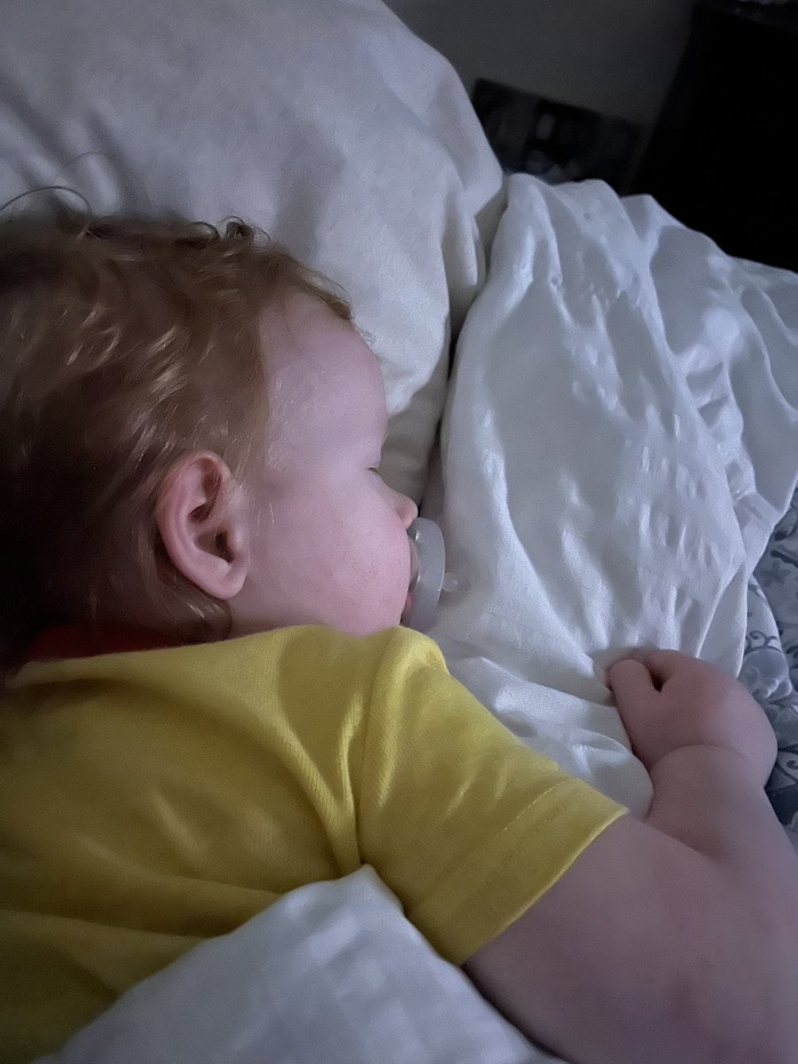 JenDean825's tweet image. THIS… this is why I moved, walked away from my job &amp;amp; left CLE they are my reason ❤️ #sleepoverfun #cousins #thankfulgratefulandblessed #cuddletimewiththebaby